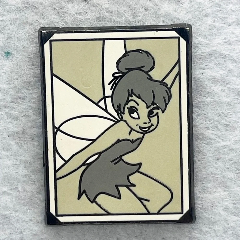 🔮 5/$25 Disney Peter Pan Tinker Bell Black And White Snapshot Pin‎